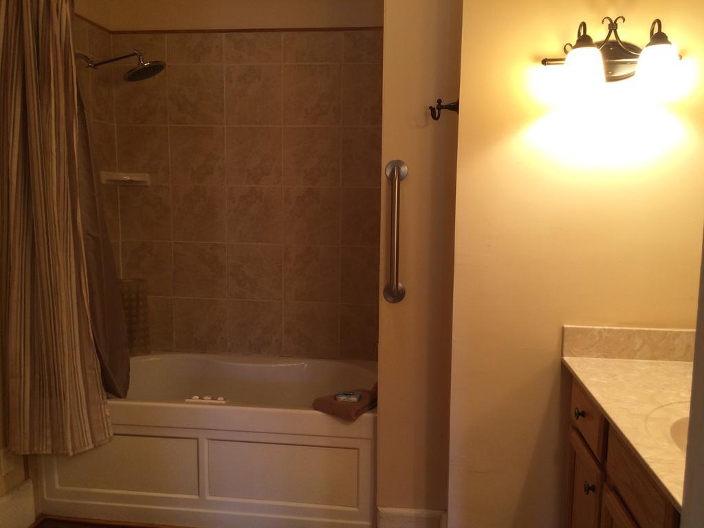 Calhoun House Inn & Suites Bryson City Dış mekan fotoğraf